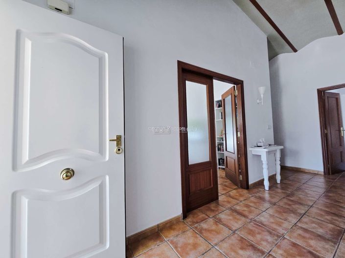 Image No.25-3 Bed Villa for sale