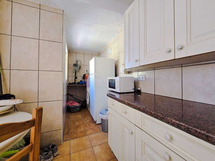 Image No.25-3 Bed Townhouse for sale