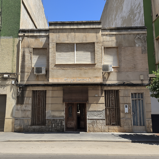 Image No.2-5 Bed Townhouse for sale