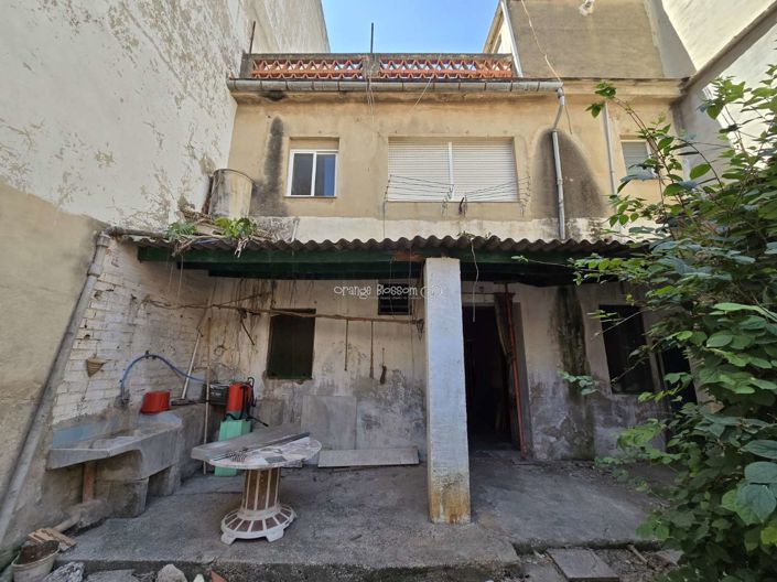 Image No.29-5 Bed Townhouse for sale