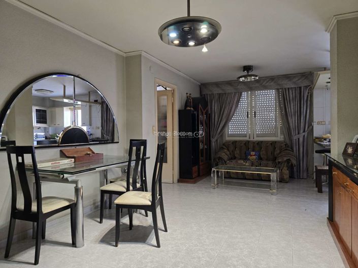 Image No.44-5 Bed Townhouse for sale