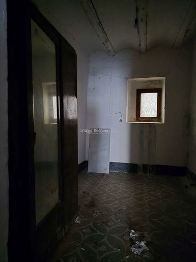 Image No.25-2 Bed Townhouse for sale