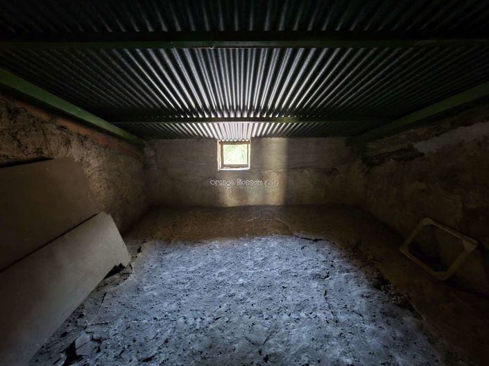 Image No.31-2 Bed Townhouse for sale