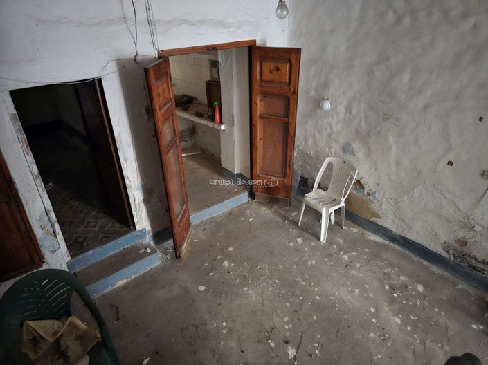 Image No.41-2 Bed Townhouse for sale