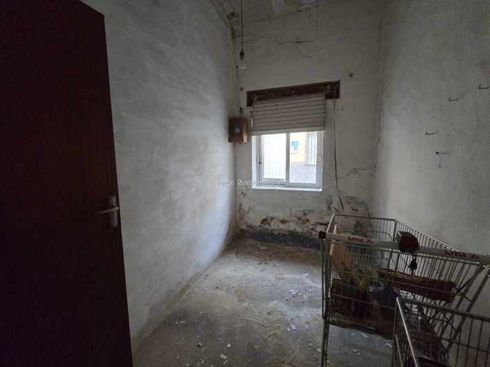 Image No.44-2 Bed Townhouse for sale