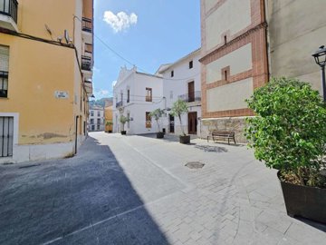 property237014341