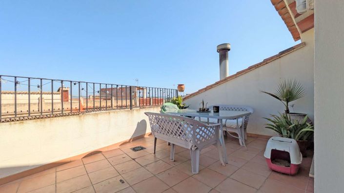 Image No.49-5 Bed Property for sale