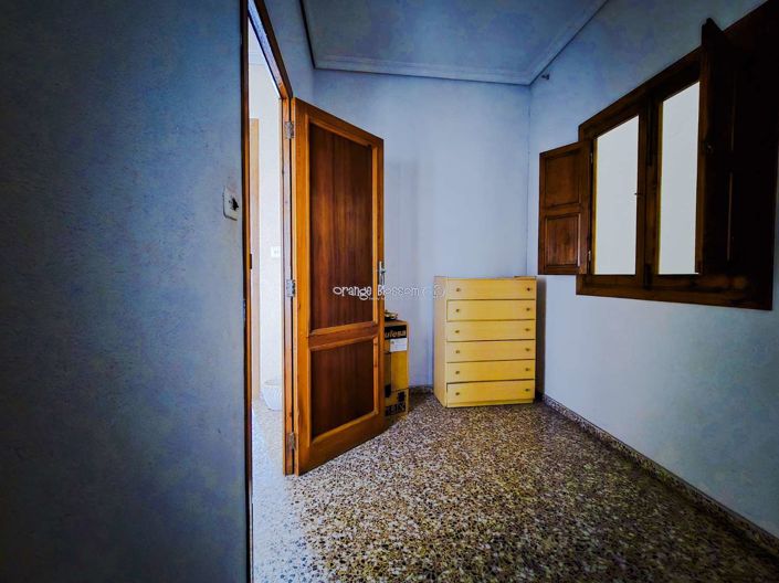 Image No.25-3 Bed Property for sale