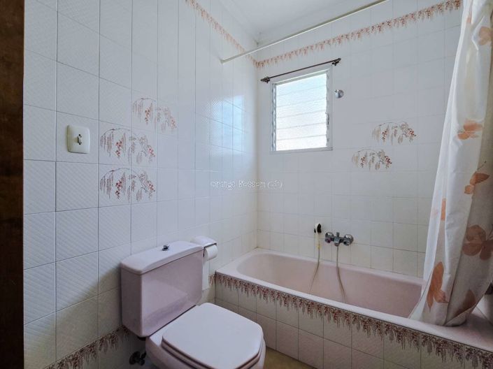 Image No.42-3 Bed Property for sale