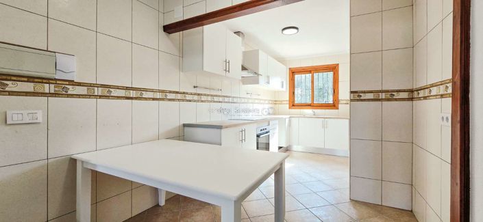 Image No.24-4 Bed Villa for sale