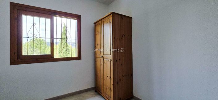 Image No.32-4 Bed Villa for sale