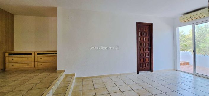 Image No.42-4 Bed Villa for sale