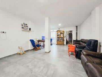 property244683797