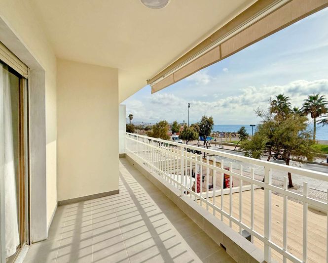 Image No.1-4 Bed Apartment for sale