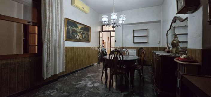 Image No.13-4 Bed Townhouse for sale