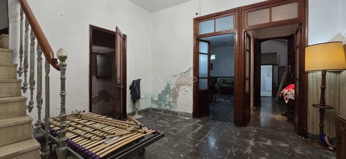 Image No.33-4 Bed Townhouse for sale