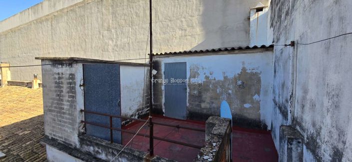 Image No.48-4 Bed Townhouse for sale