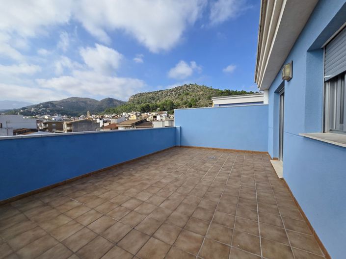 Image No.1-3 Bed Duplex for sale