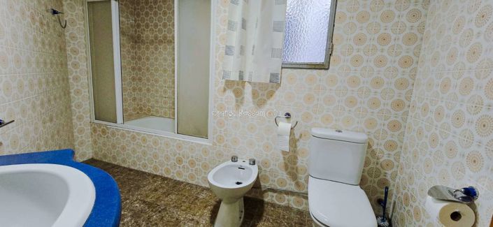 Image No.40-3 Bed Property for sale