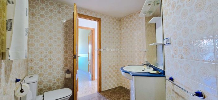 Image No.42-3 Bed Property for sale