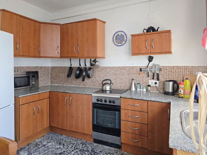 Image No.13-4 Bed Townhouse for sale