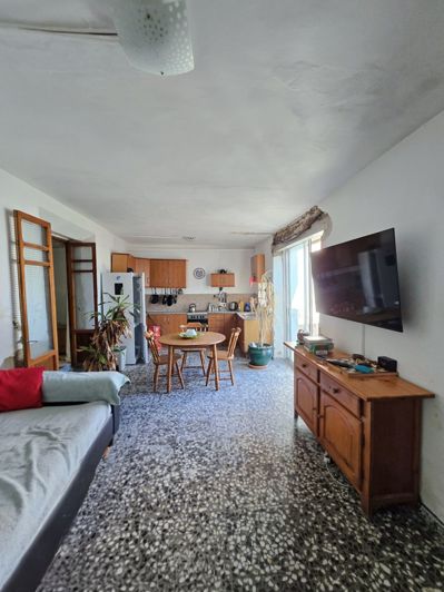 Image No.17-4 Bed Townhouse for sale