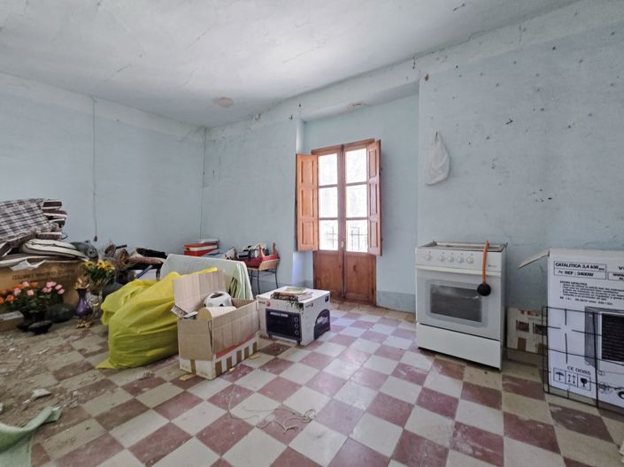 Image No.19-4 Bed Townhouse for sale