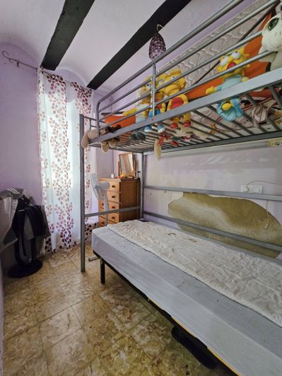 Image No.20-4 Bed Townhouse for sale