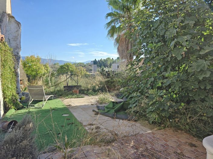 Image No.23-4 Bed Townhouse for sale