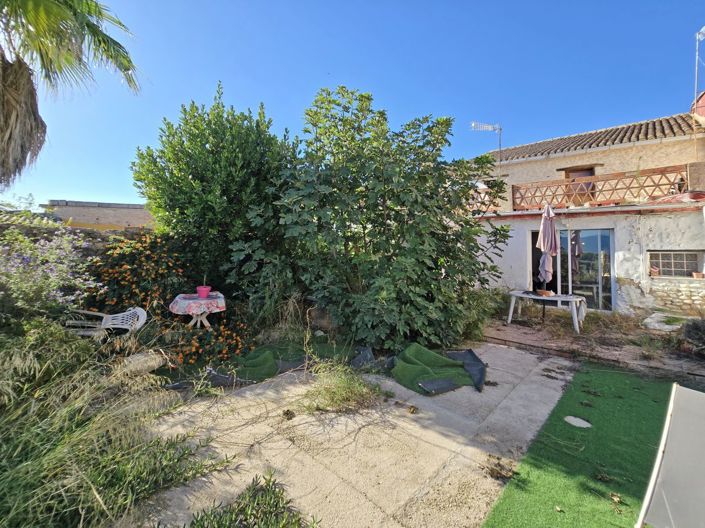 Image No.28-4 Bed Townhouse for sale