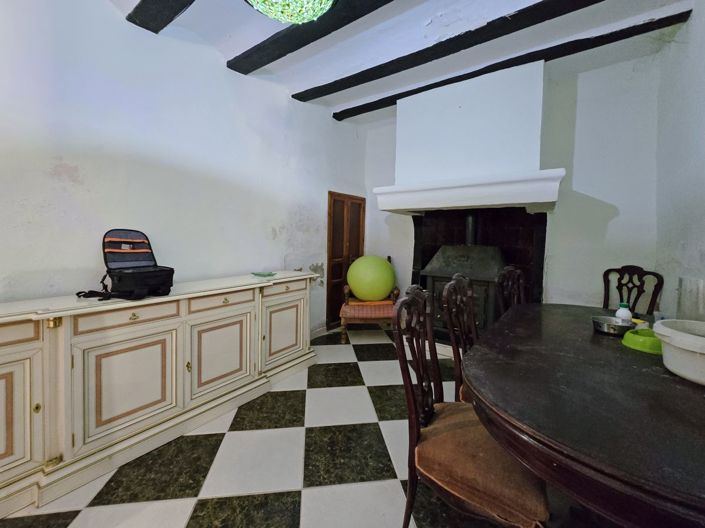 Image No.8-4 Bed Townhouse for sale