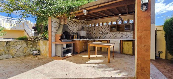 Image No.8-4 Bed Villa for sale