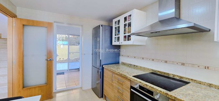 Image No.21-Propriété de 3 chambres à vendre à Ador