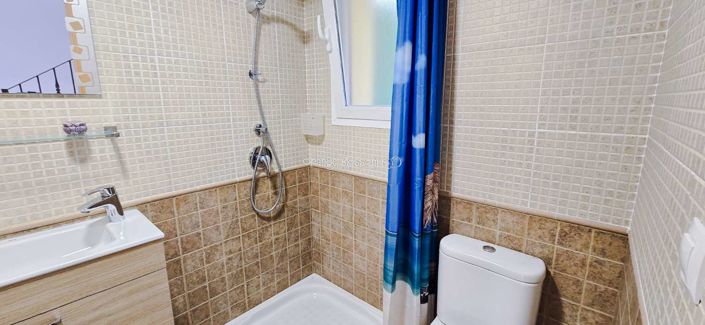 Image No.39-Propriété de 3 chambres à vendre à Ador