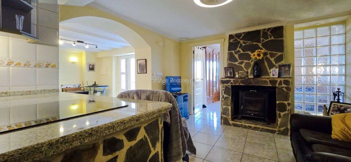 Image No.14-2 Bed Townhouse for sale