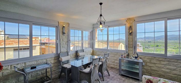 Image No.2-2 Bed Townhouse for sale