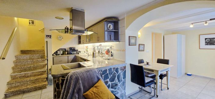 Image No.26-2 Bed Townhouse for sale