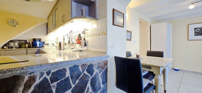 Image No.30-2 Bed Townhouse for sale