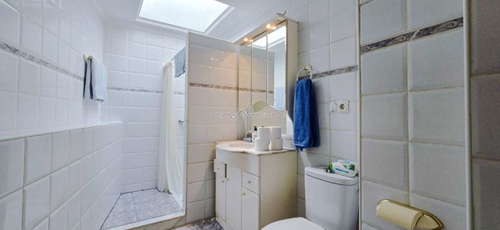 Image No.38-2 Bed Townhouse for sale