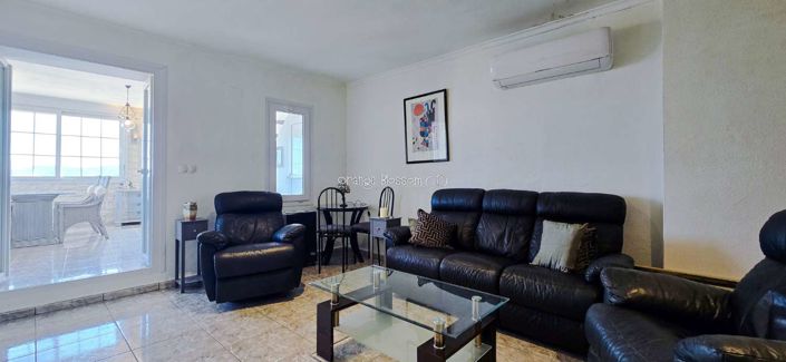 Image No.47-2 Bed Townhouse for sale