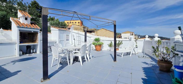 Image No.7-2 Bed Townhouse for sale