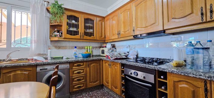 Image No.15-6 Bed Villa for sale