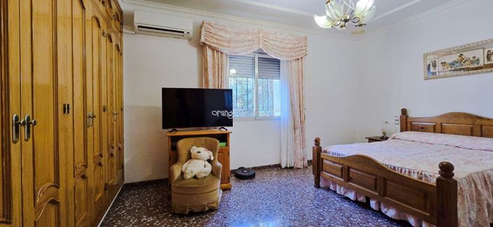 Image No.19-6 Bed Villa for sale