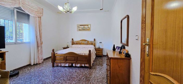 Image No.25-6 Bed Villa for sale