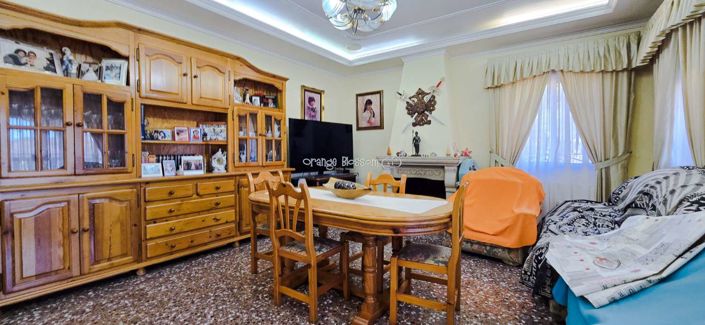 Image No.42-6 Bed Villa for sale