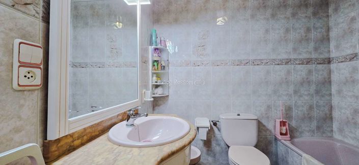 Image No.43-6 Bed Villa for sale