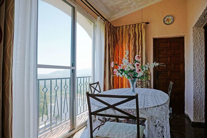 Image No.27-4 Bed Property for sale