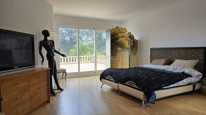 Image No.22-7 Bed Villa for sale