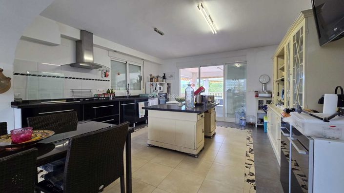 Image No.48-7 Bed Villa for sale