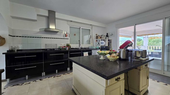 Image No.49-7 Bed Villa for sale